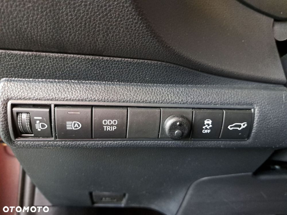 Toyota Corolla 1.8 Hybrid Style - 36