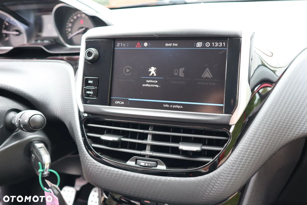 Peugeot 2008 - 19