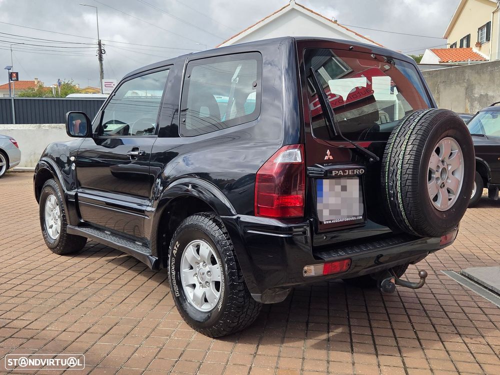 Mitsubishi Pajero 3.2 DI-D Auto Liberty - 7