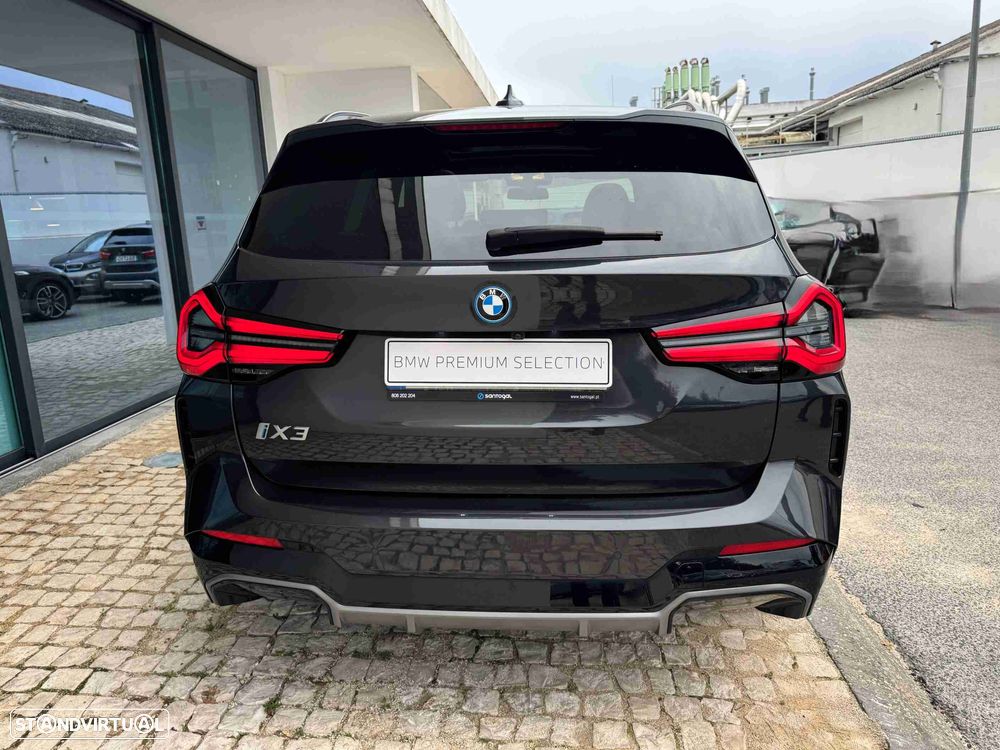 BMW iX3 M Sport Impressive - 6