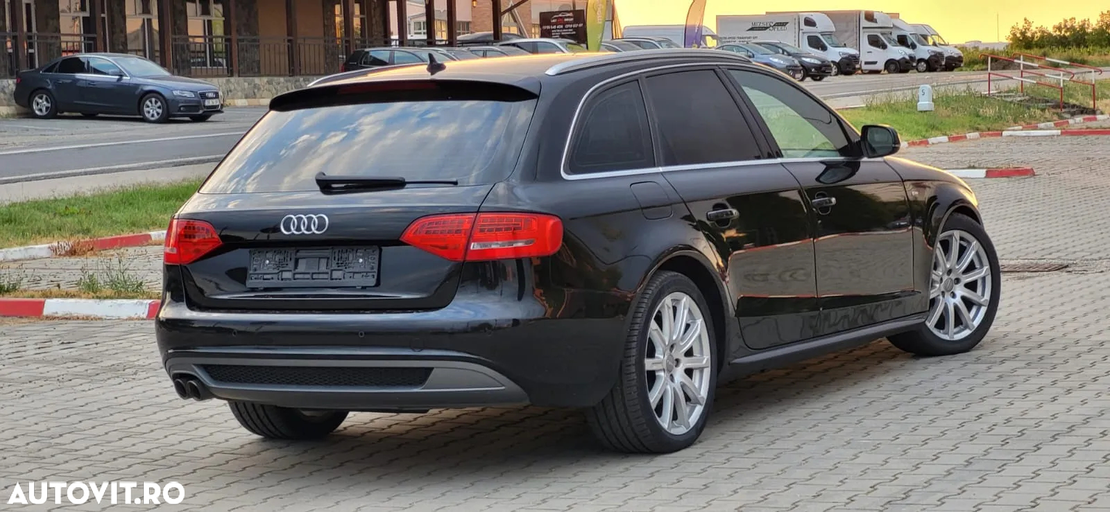 Audi A4 Avant 2.0 TDI DPF quattro S line Sportpaket (plus) - 3