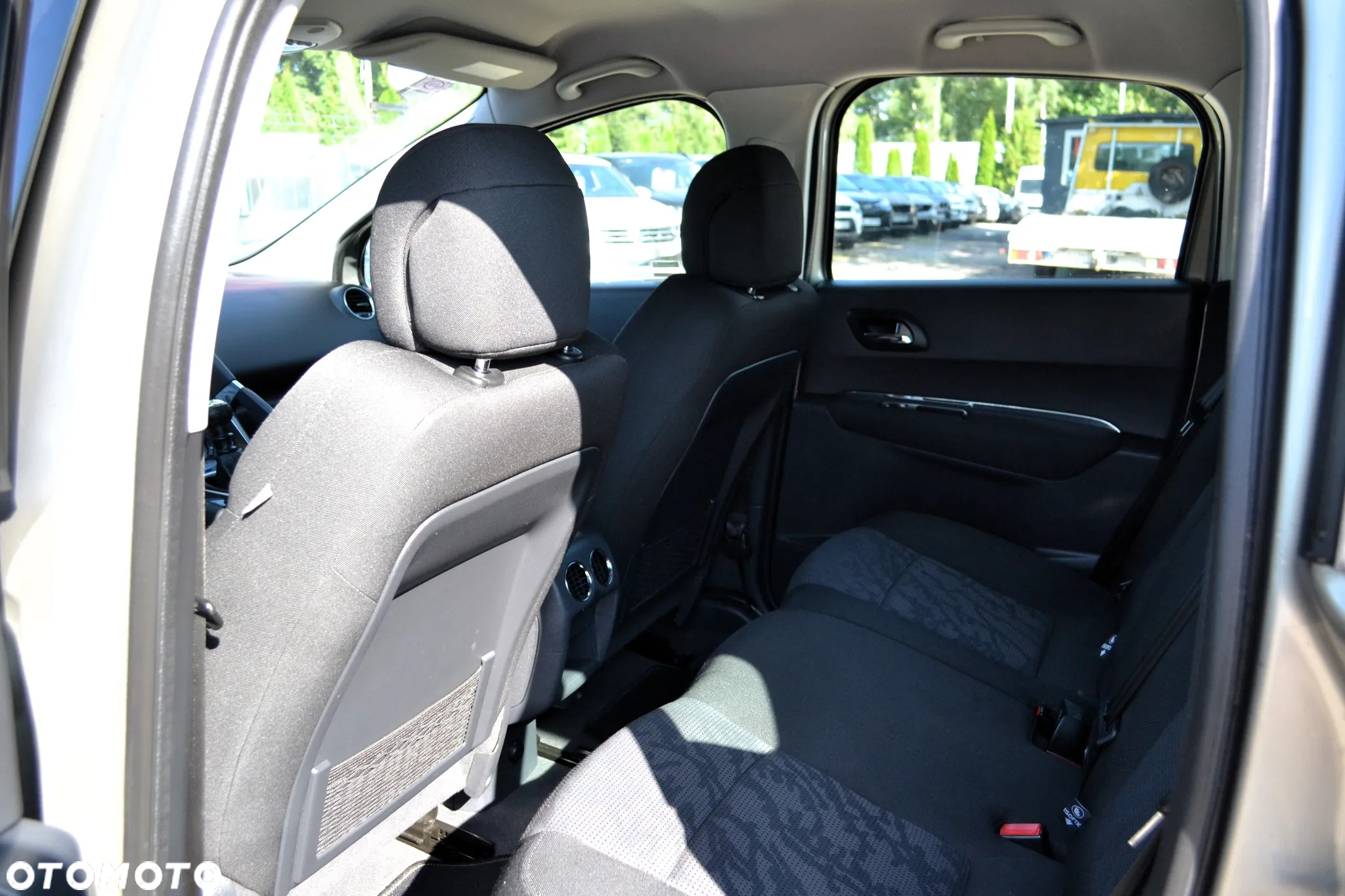 Peugeot 3008 HDi FAP 110 Premium - 10