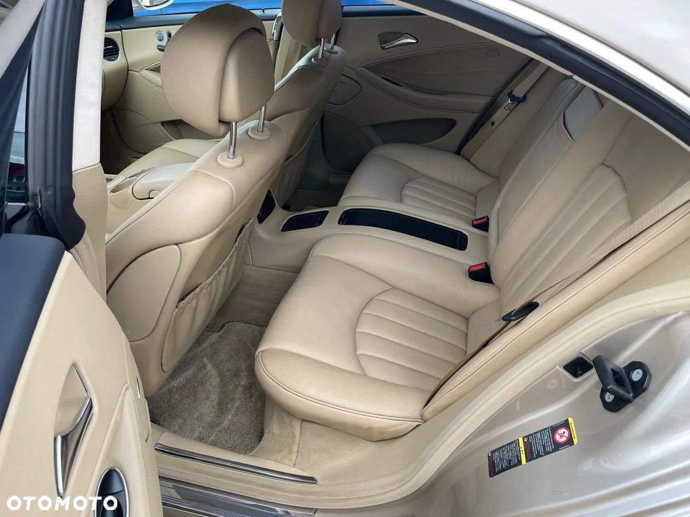 Mercedes-Benz CLS 350 7G-TRONIC - 19