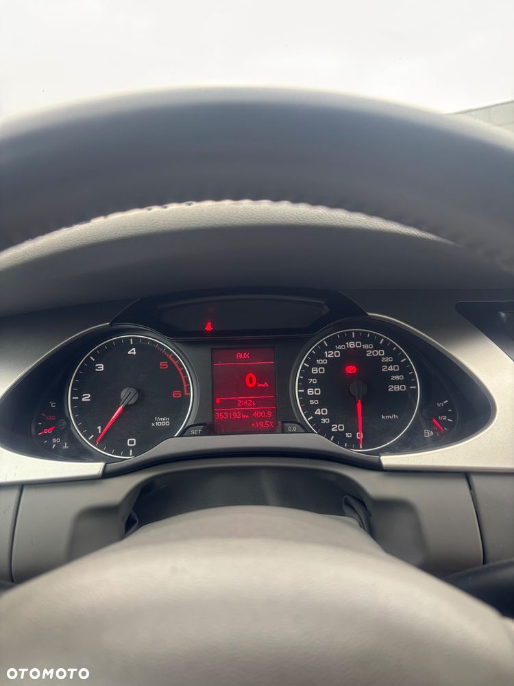 Audi A4 Avant 2.0 TDI - 13