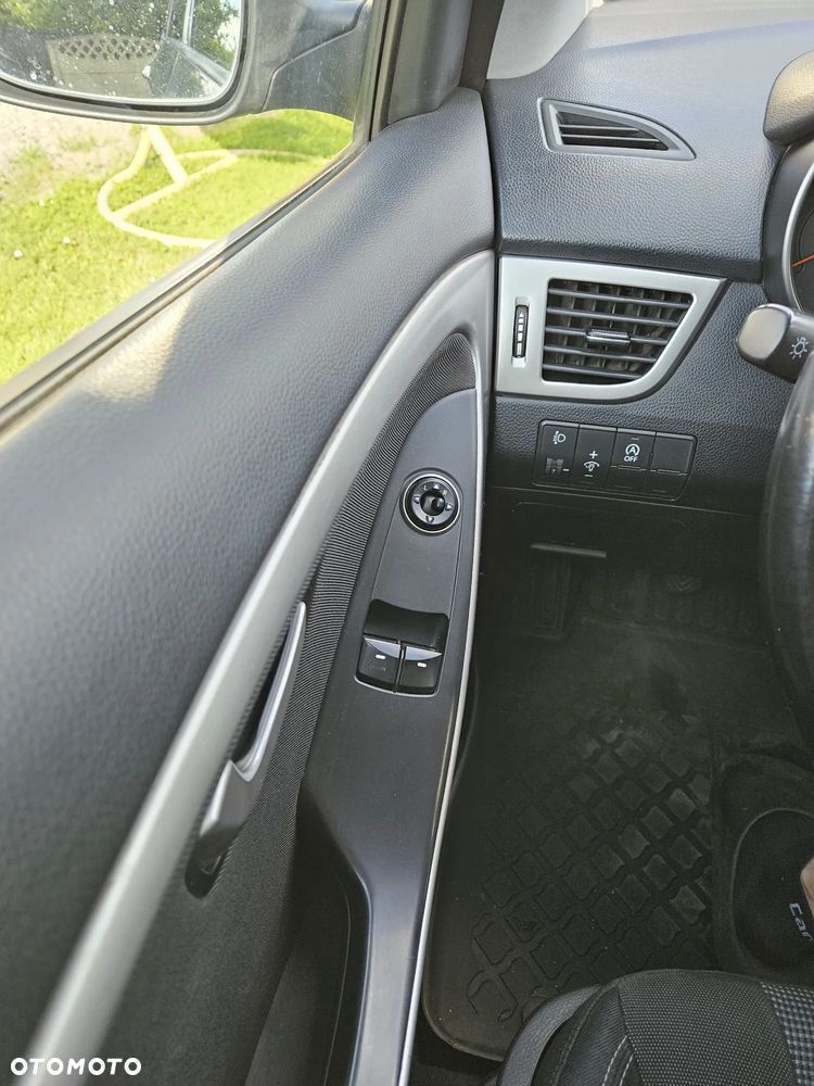 Hyundai i30 - 13