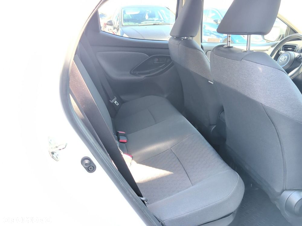 Toyota Yaris Hybrid 1.5 Comfort - 17