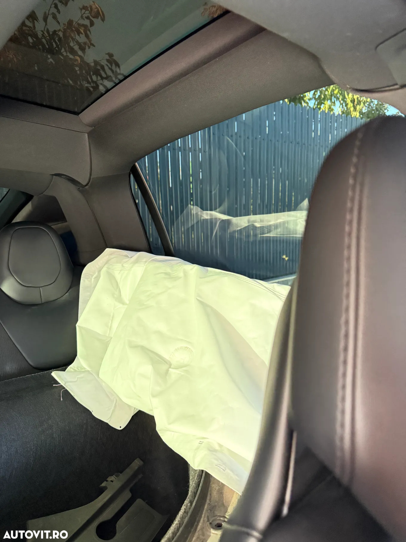 Tesla Model X - 19
