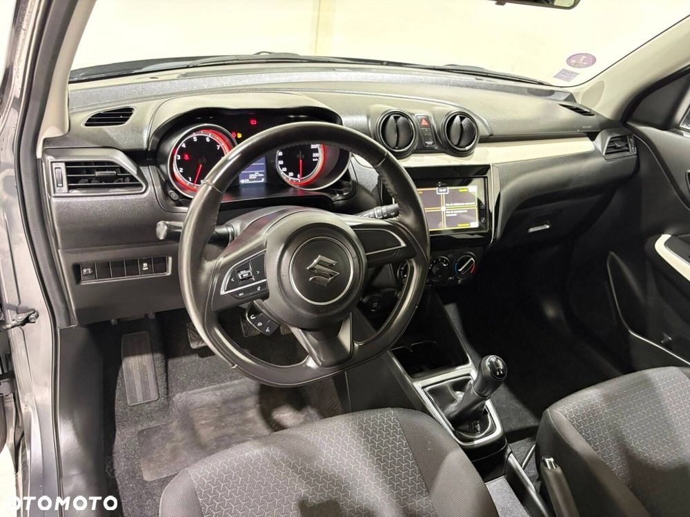 Suzuki Swift - 17