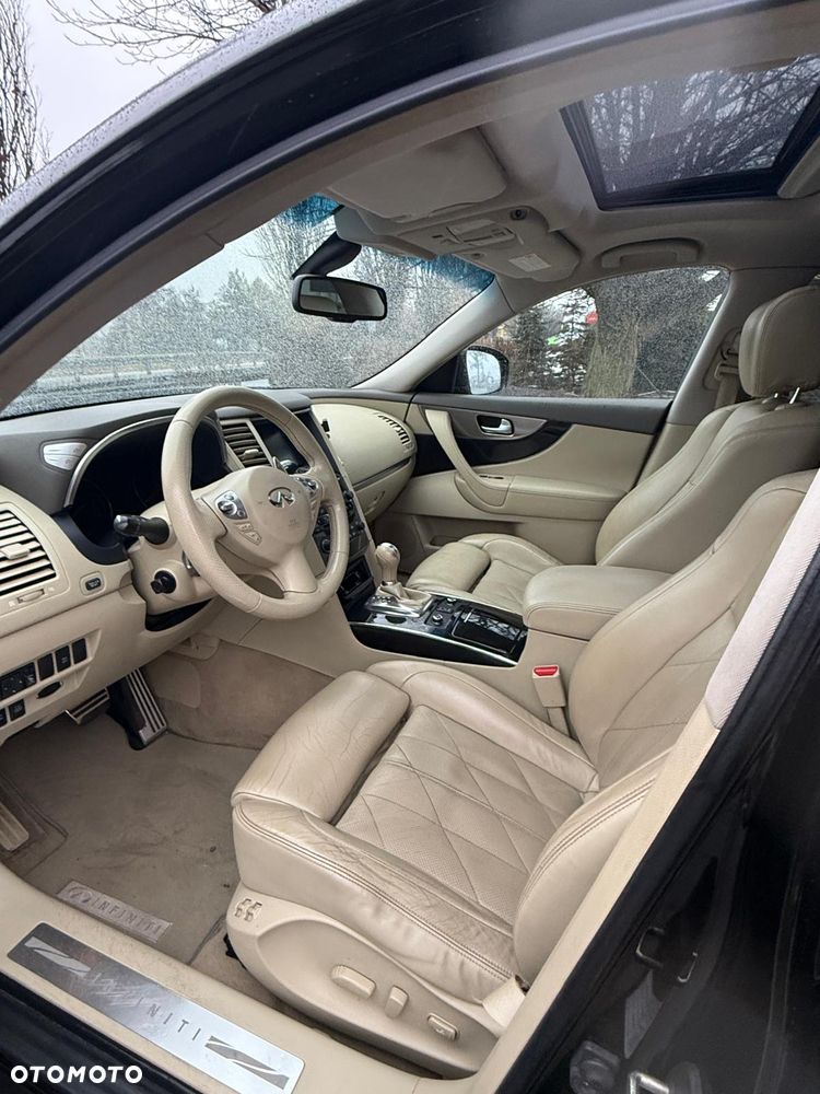 Infiniti FX FX30d S Premium - 7