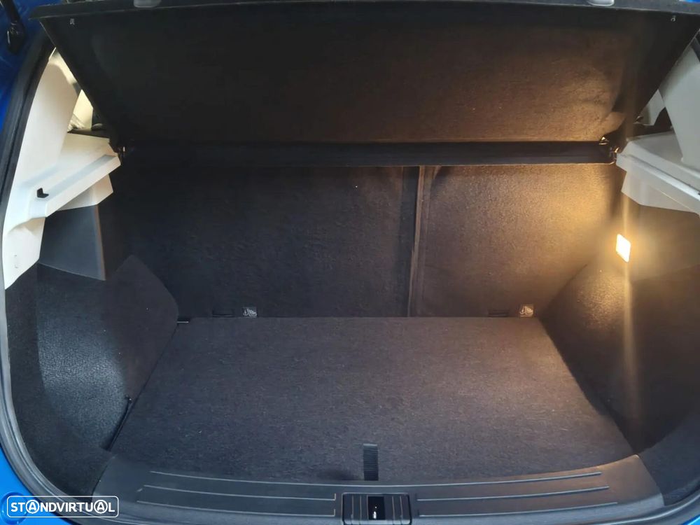 MG ZS EV 72.6 kWh Luxury - 14