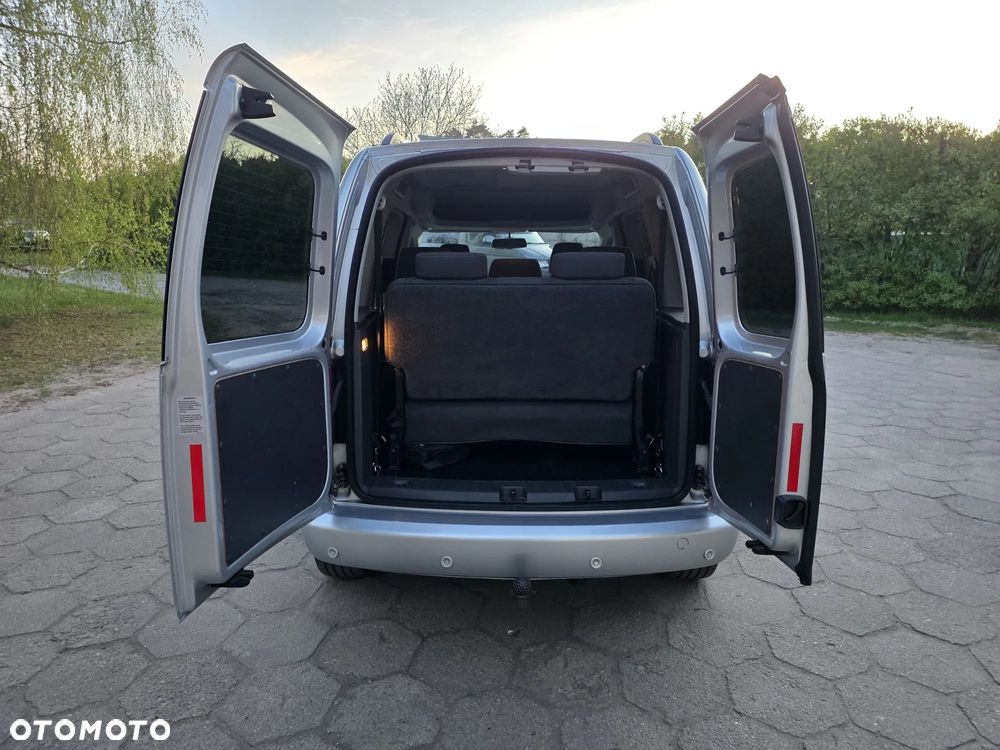 Volkswagen Caddy Maxi Comfortline 4Motion - 12