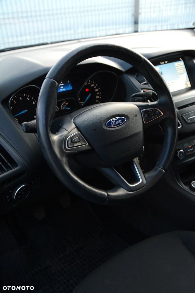 Ford Focus - 19