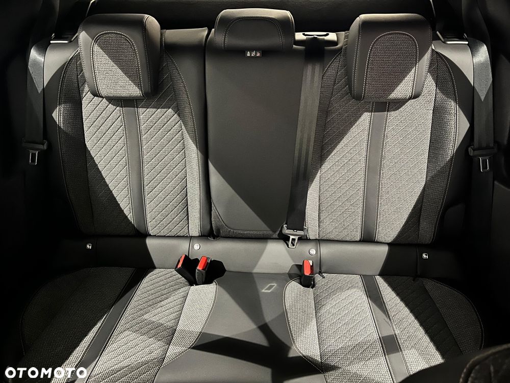 Peugeot 2008 1.2 PureTech Allure Pack S&S EAT8 - 15