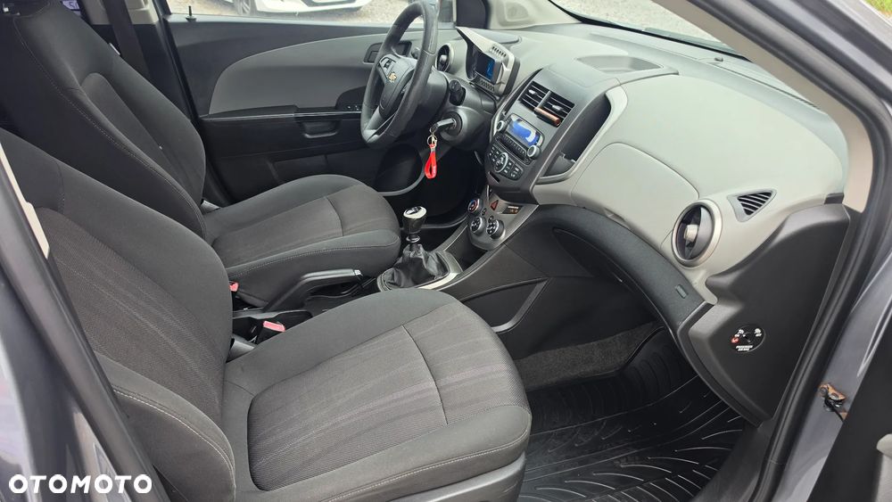 Chevrolet Aveo 1.2 LT+ - 12