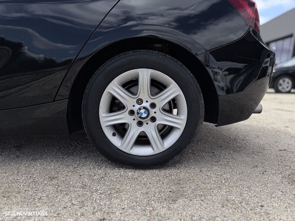 BMW 116 d EfficientDynamics - 22