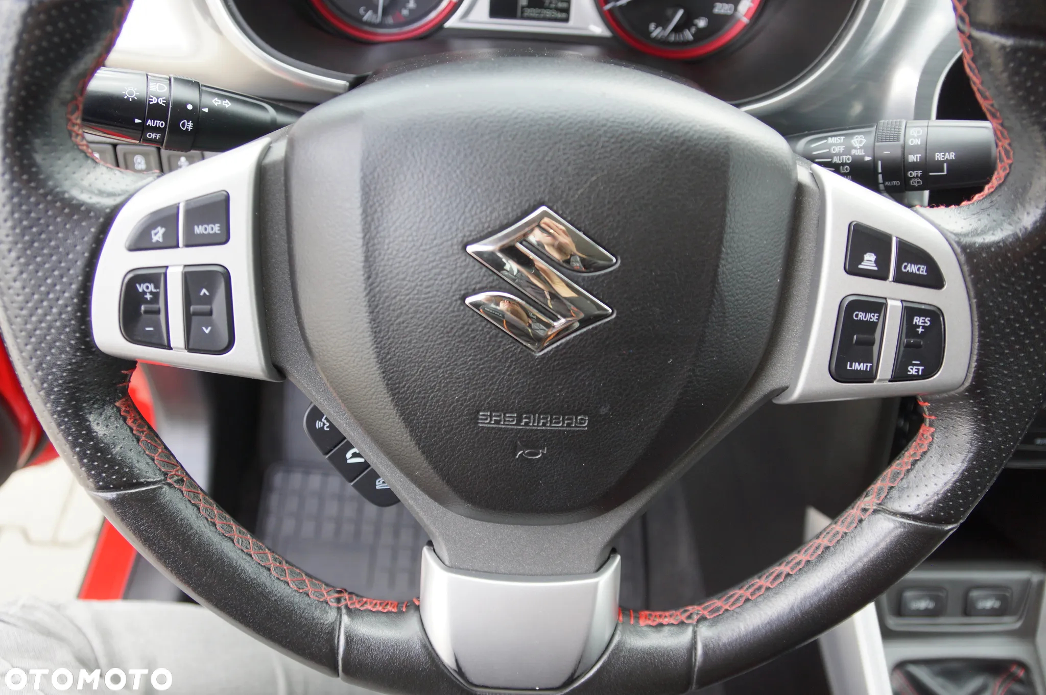 Suzuki Vitara 1.4 Boosterjet Premium 4WD - 22