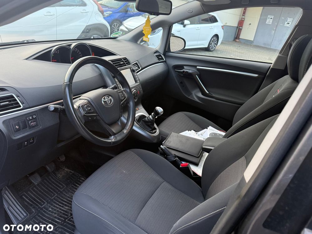 Toyota Verso 1.8 7-Sitzer Skyview Edition - 11