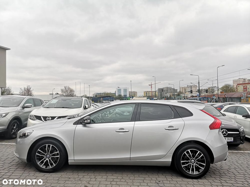 Volvo V40 T4 Powershift Kinetic - 6