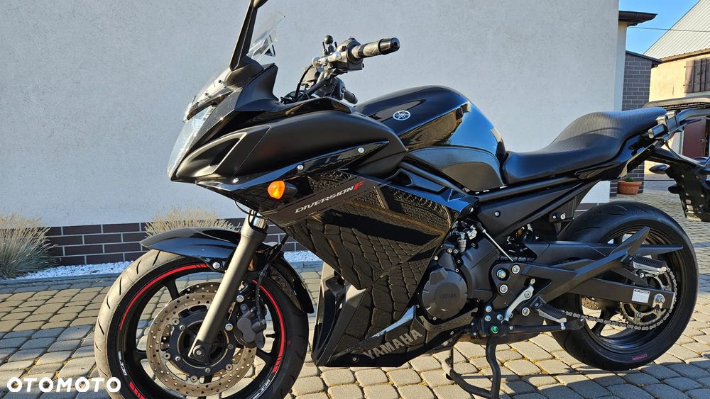 Yamaha XJ - 4