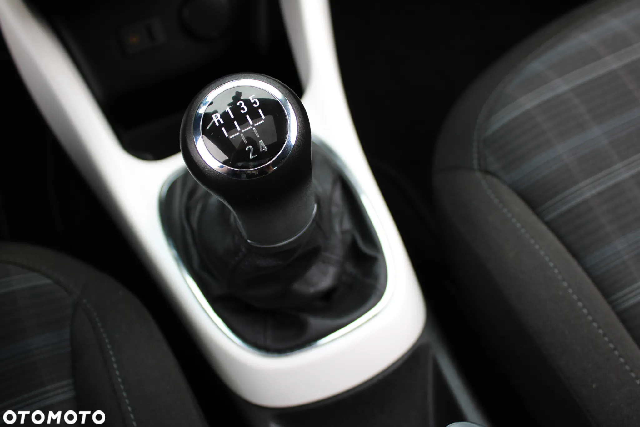 Opel Adam - 24