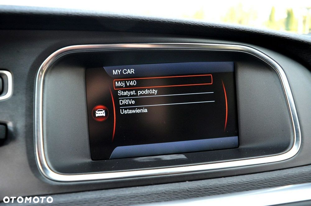 Volvo V40 D2 R-Design Summum - 34