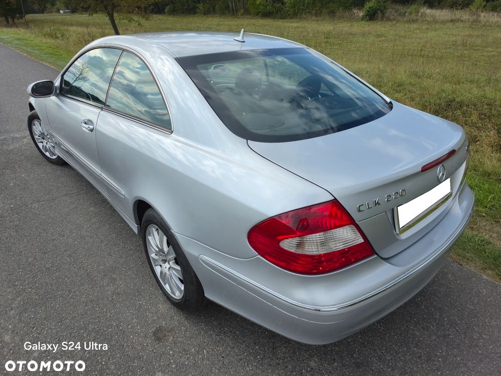 Mercedes-Benz CLK Coupe 220 CDI Automatik Elegance - 8