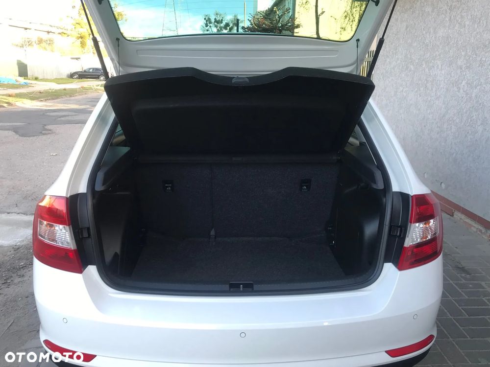 Skoda RAPID 1.2 TSI Edition - 7