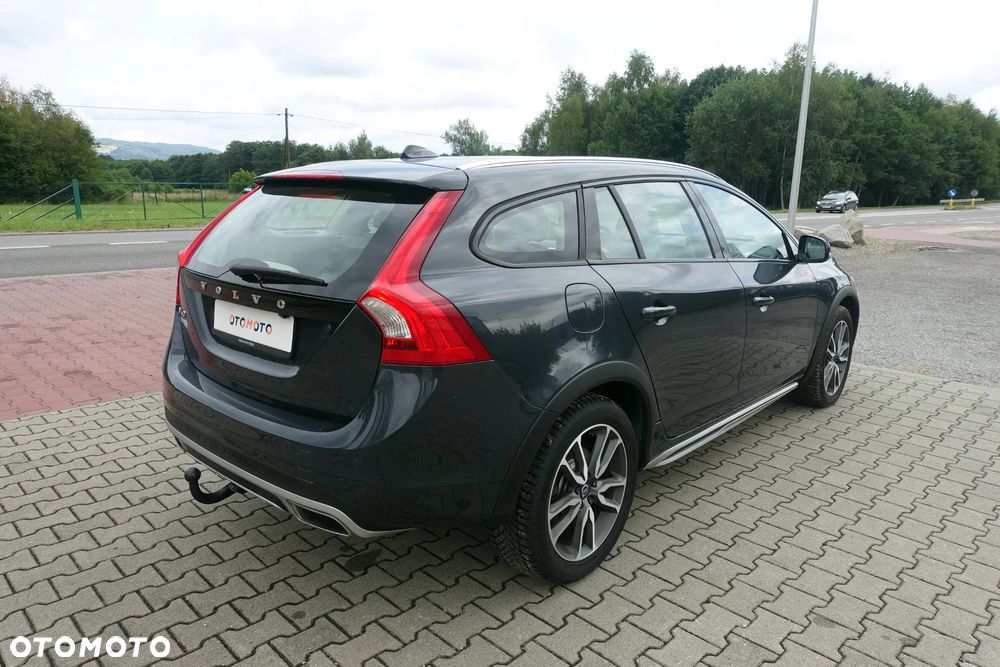 Volvo V60 Cross Country D4 Geartronic Summum - 5
