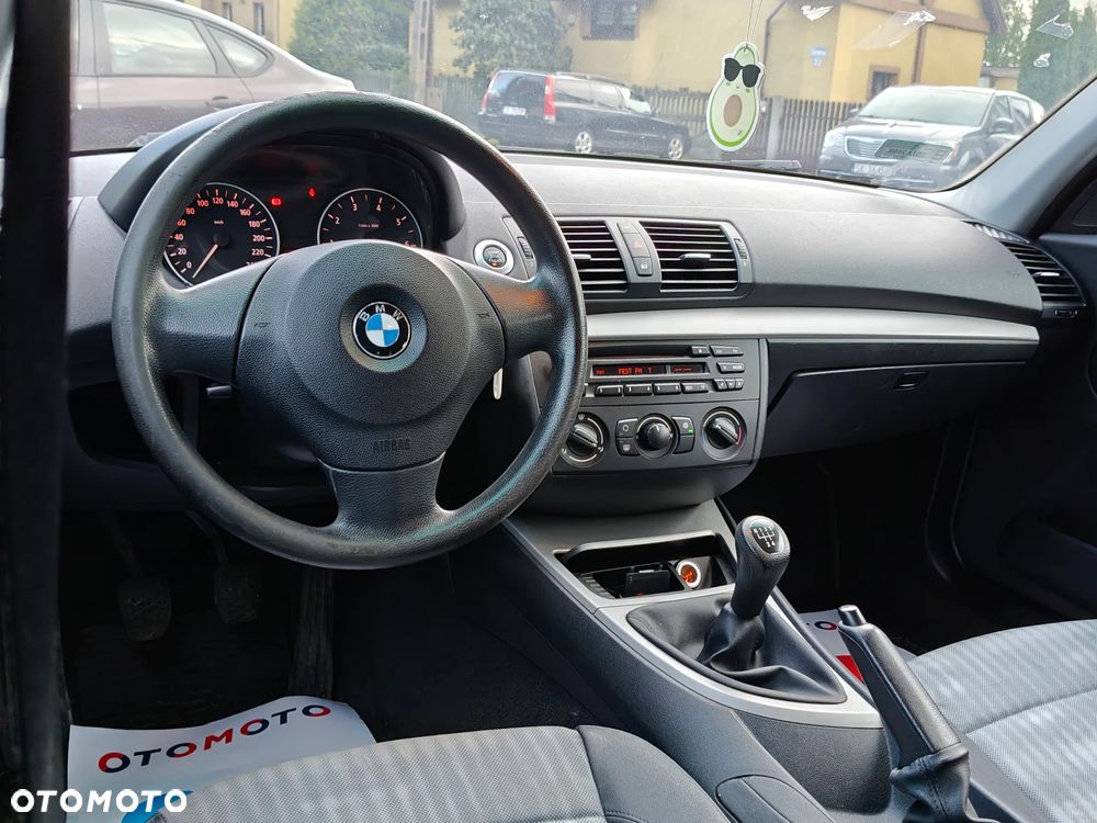 BMW Seria 1 118i - 6