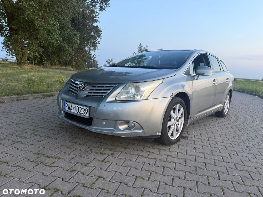 Toyota Avensis 2.0 D-4D Sol - 11