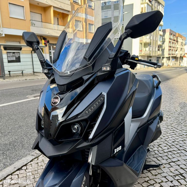 Sym Cruisym 300 - 4