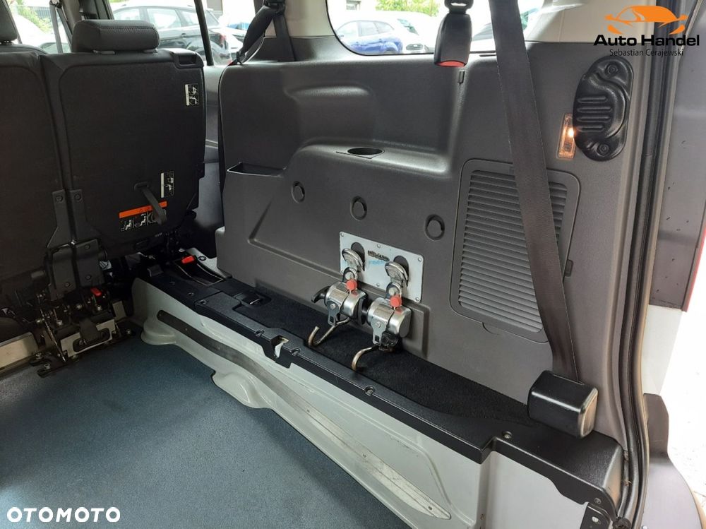 Ford Tourneo Connect - 17