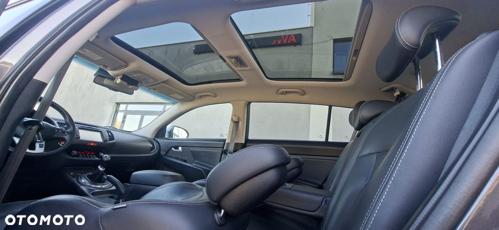Kia Sportage 2.0 CRDI 2WD Spirit - 23