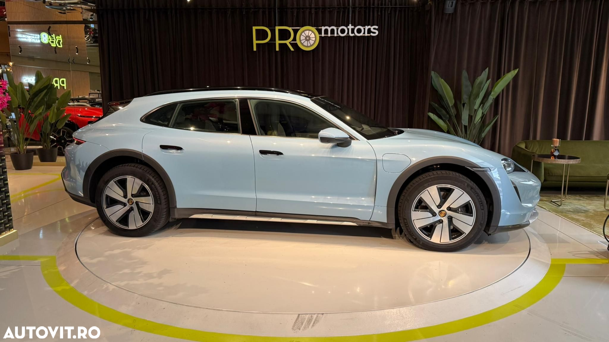 Porsche Taycan - 2