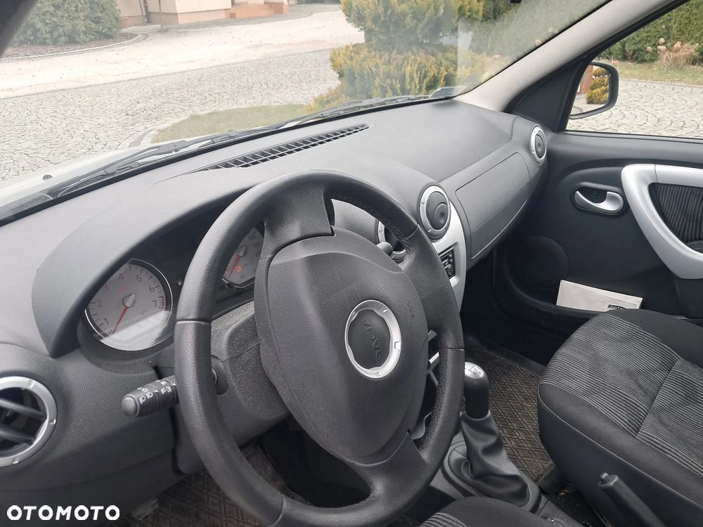 Dacia Logan 1.6 Laureate - 6