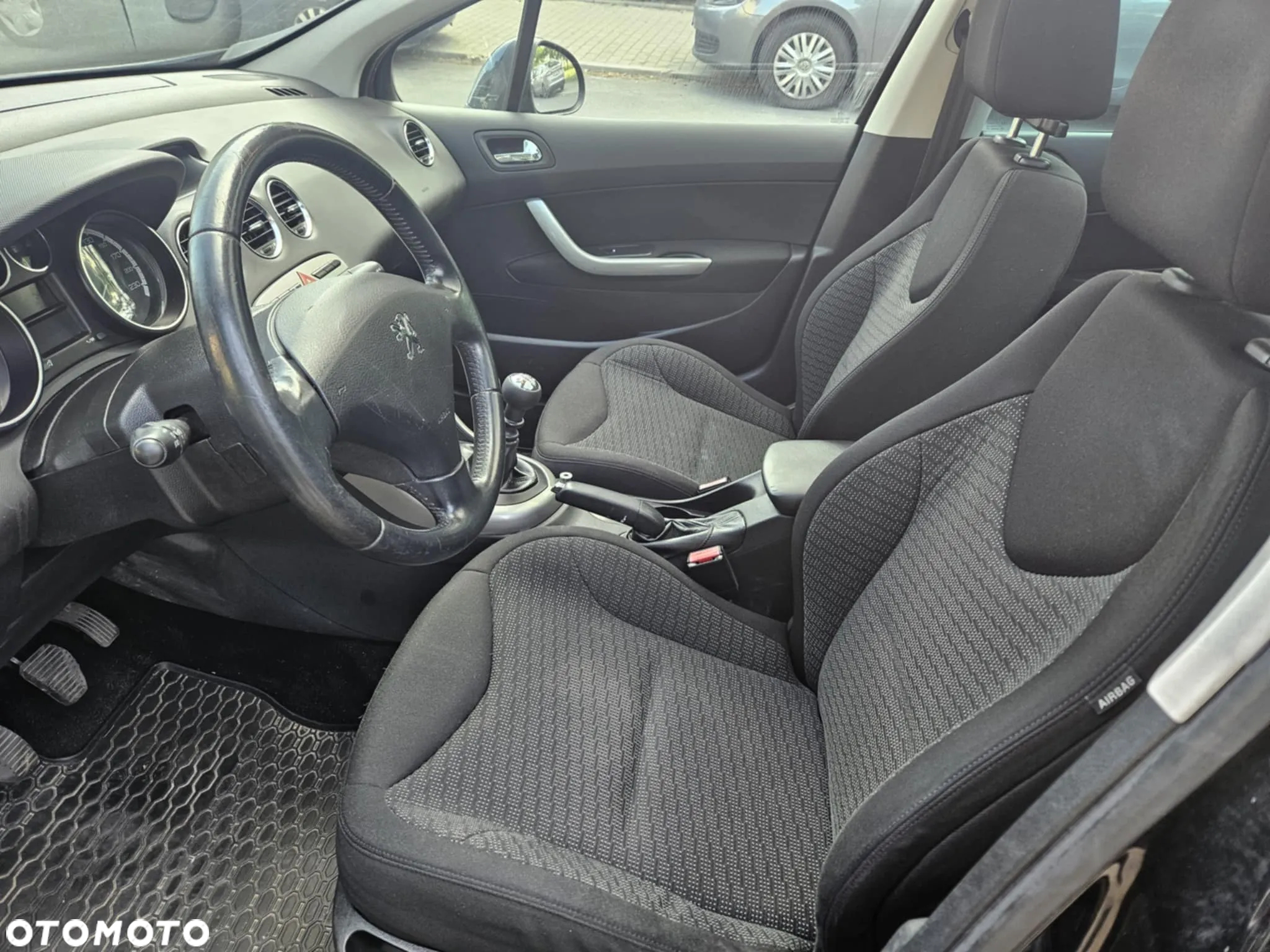 Peugeot 308 - 12