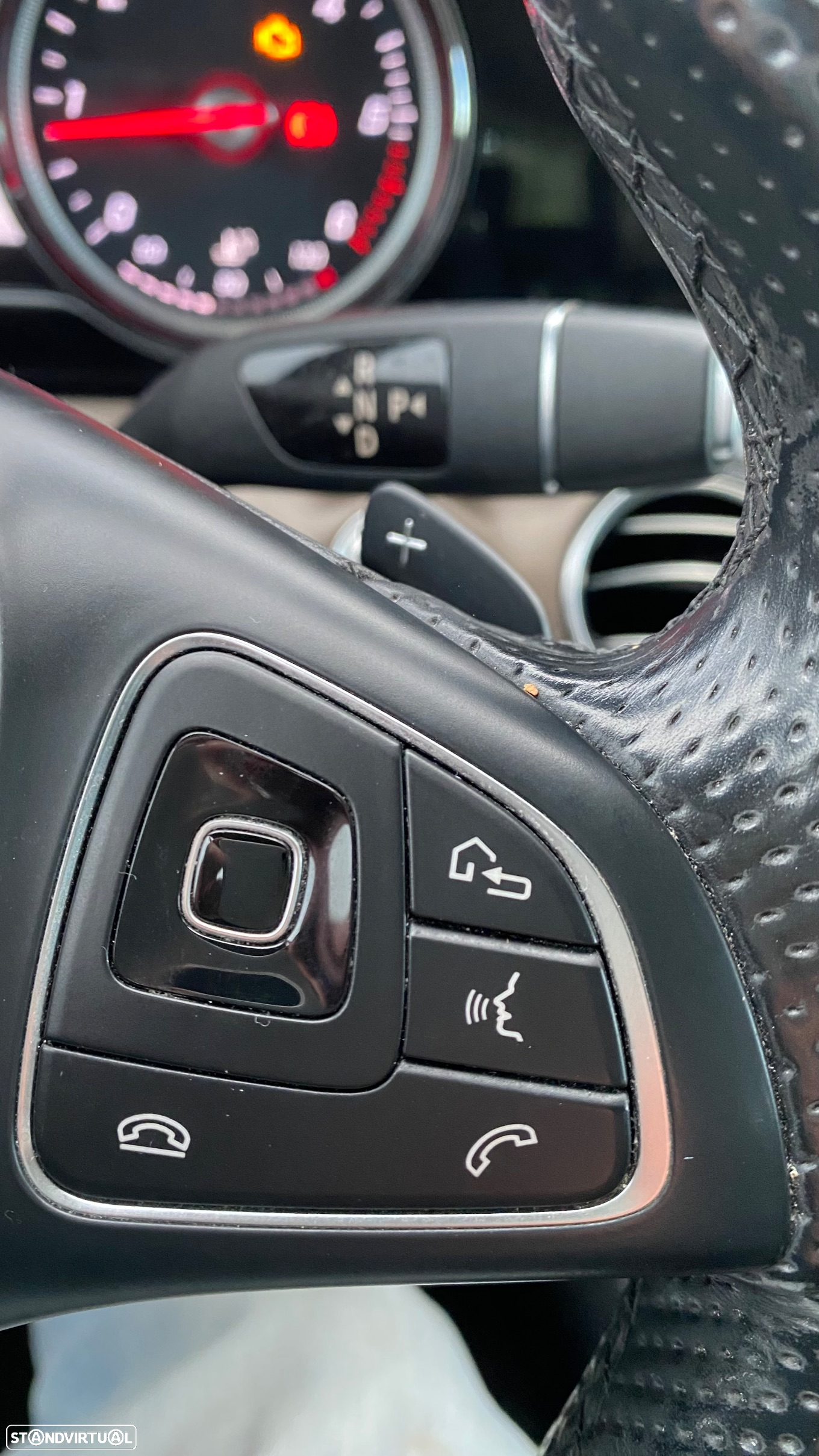 Mercedes-Benz E 220 d T 9G-TRONIC Avantgarde - 11