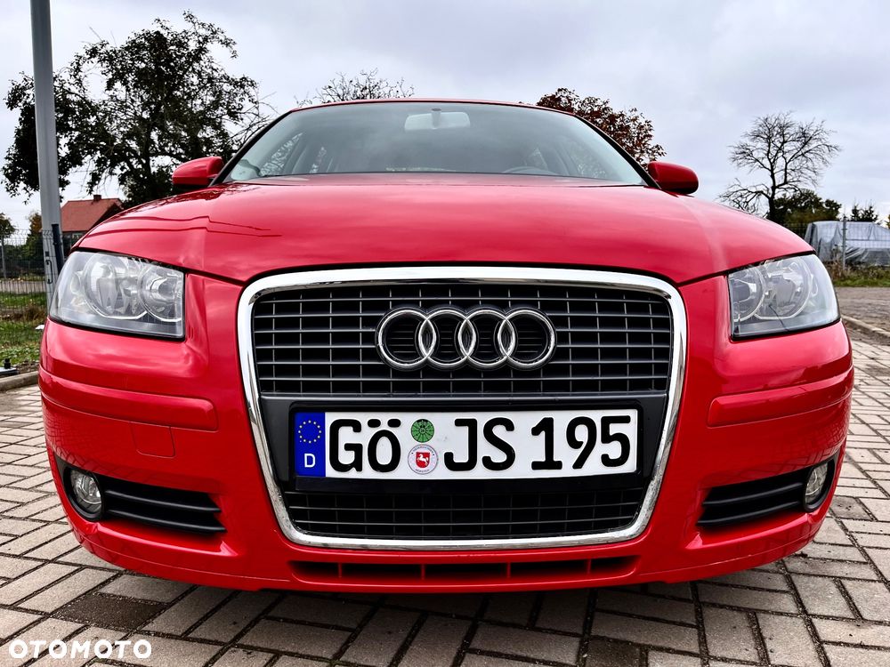 Audi A3 Sportback 1.6 S line Sportpaket plus - 2
