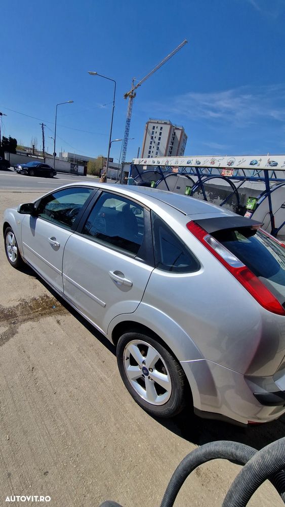 Ford Focus 1.6 TDCi DPF Fun X - 4