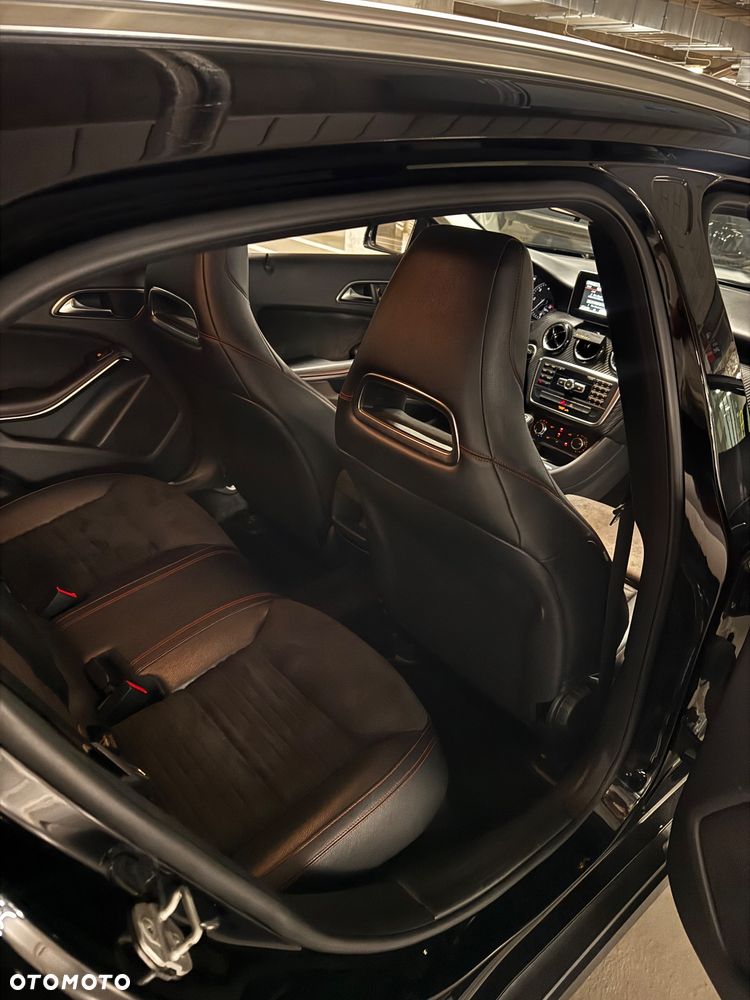 Mercedes-Benz GLA 180 (CDI) d - 8