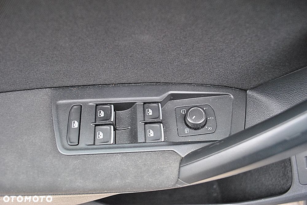 Volkswagen Tiguan 2.0 TDI SCR 4MOTION (BlueMotion Techn.) DSG Highline - 18