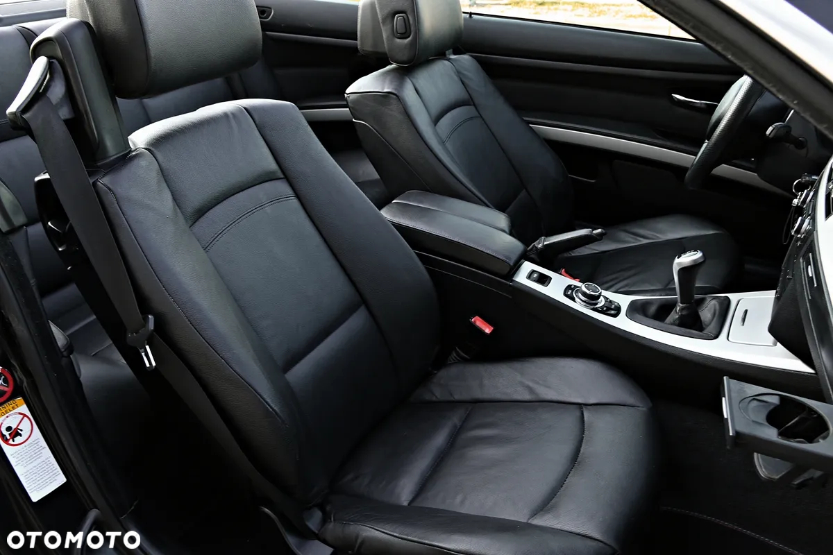 BMW Seria 3 320d - 33