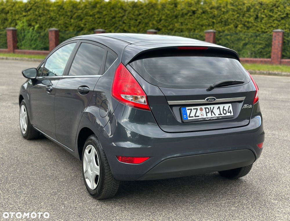 Ford Fiesta 1.25 Titanium EU5 - 12