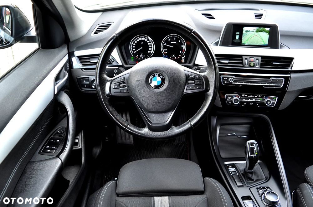 BMW X1 sDrive20d Sport Line - 20