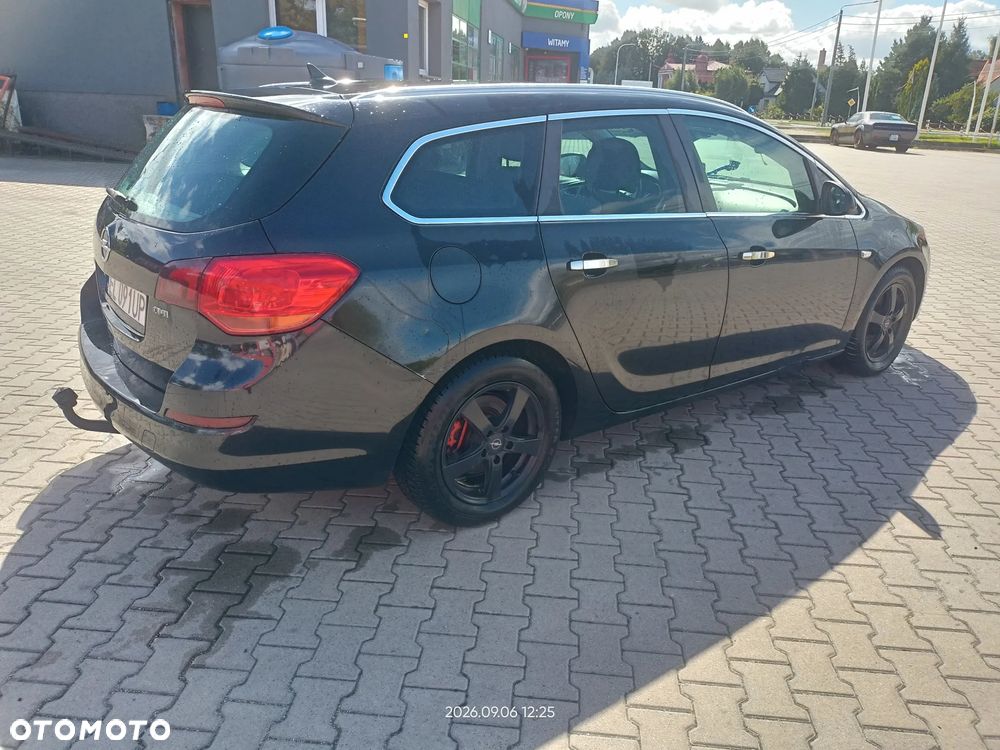 Opel Astra 2.0 CDTI Enjoy - 11