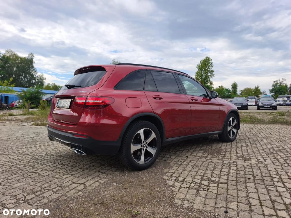 Mercedes-Benz GLC - 17