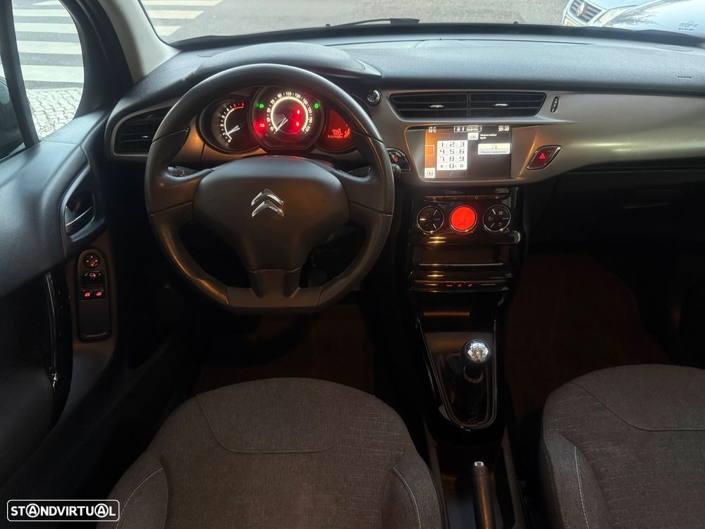 Citroën C3 1.6 BlueHDi Exclusive - 32
