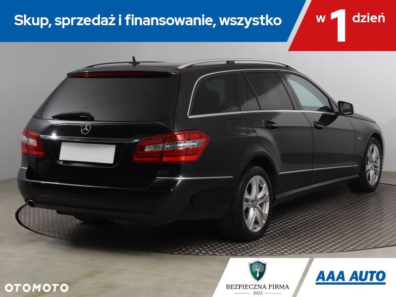 Mercedes-Benz Klasa E - 6