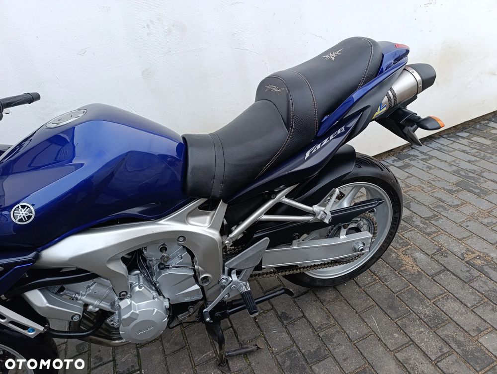 Yamaha FZS - 14