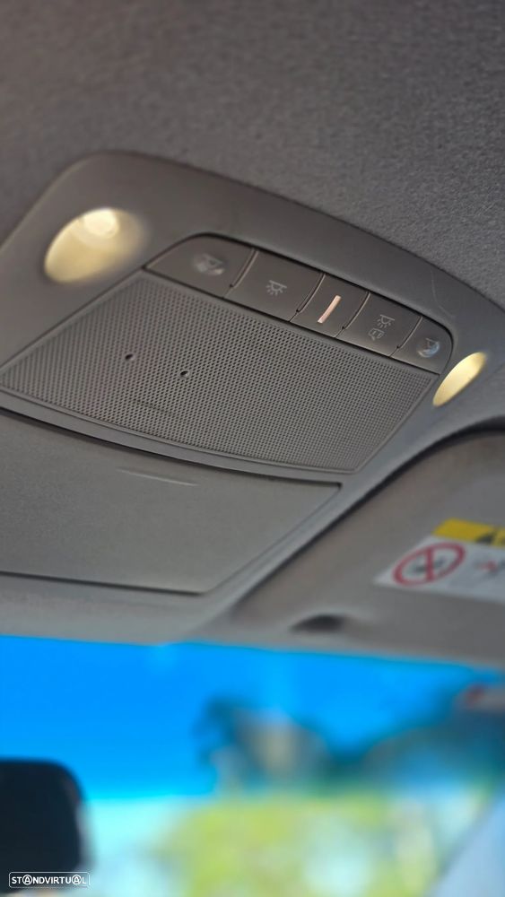 Nissan Navara 2.3 dCi CD 4WD Tekna - 40